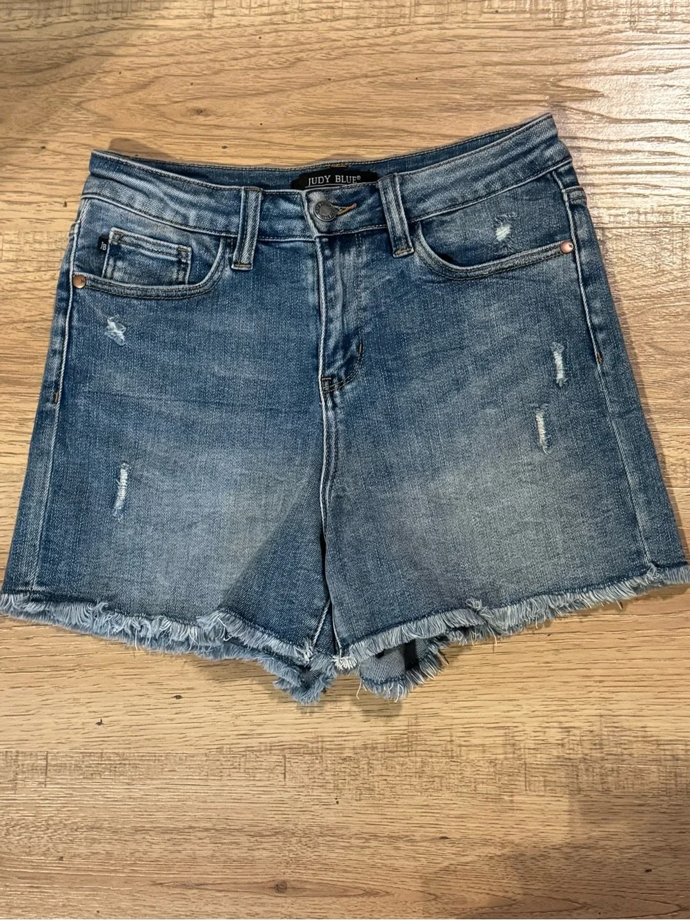 Judy Blue Denim Shorts Women’s Size S Distressed Frayed Hem Mid Rise